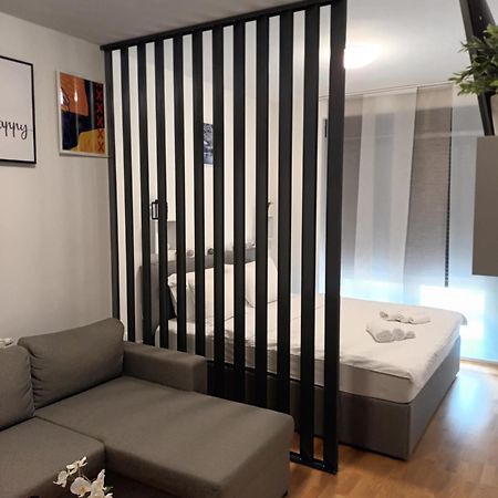 Gajeva Rooms - Stockholm Apartment Self Check-In Virovitica Bagian luar foto