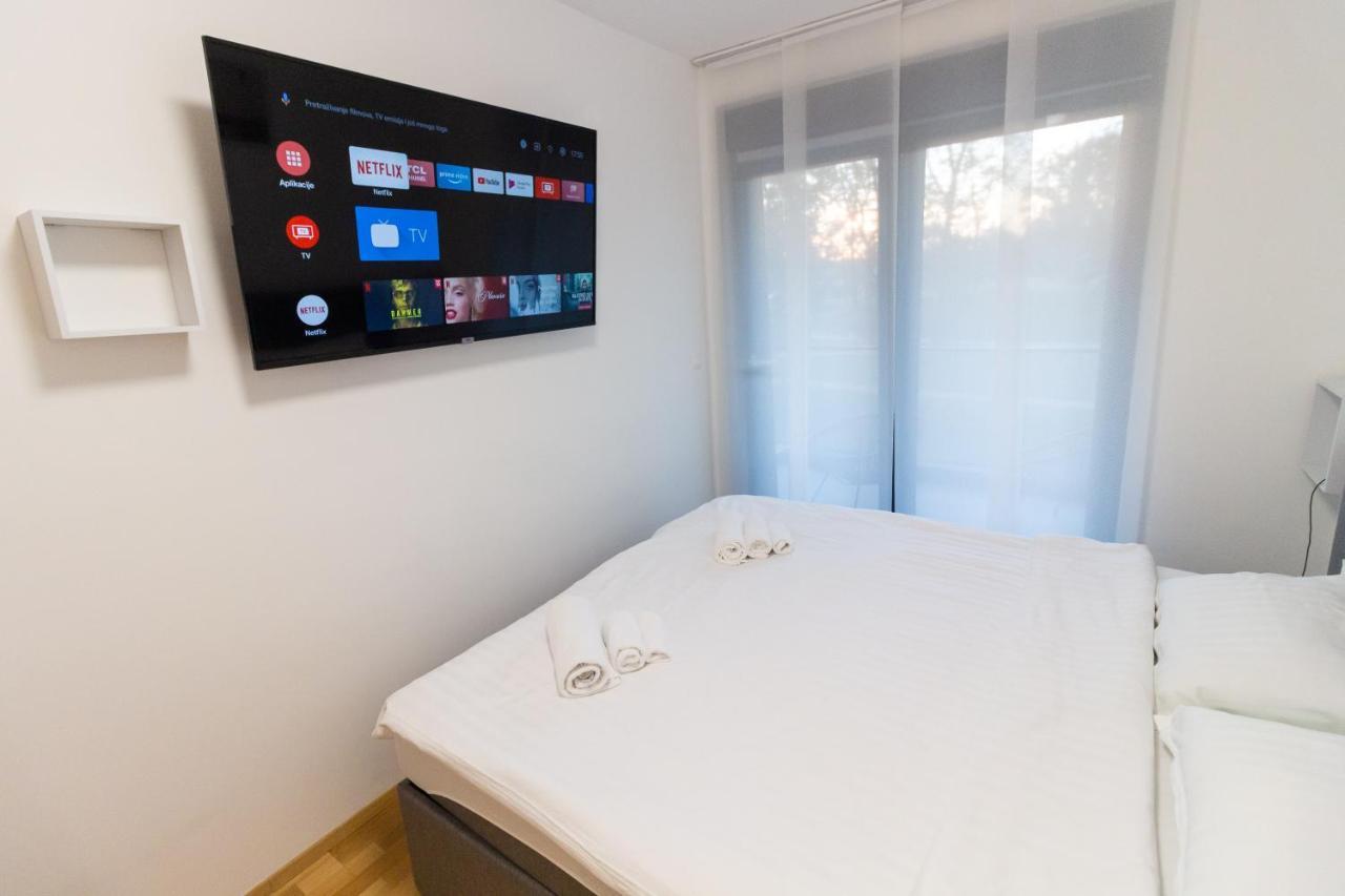 Gajeva Rooms - Stockholm Apartment Self Check-In Virovitica Bagian luar foto